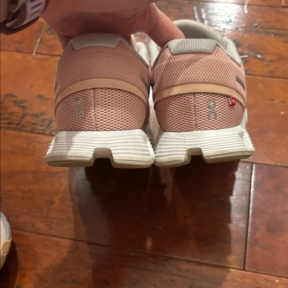 On Cloud 5 Shoes Size 6 Women’s Shell Rose Pink GUC - Picture 5 of 8